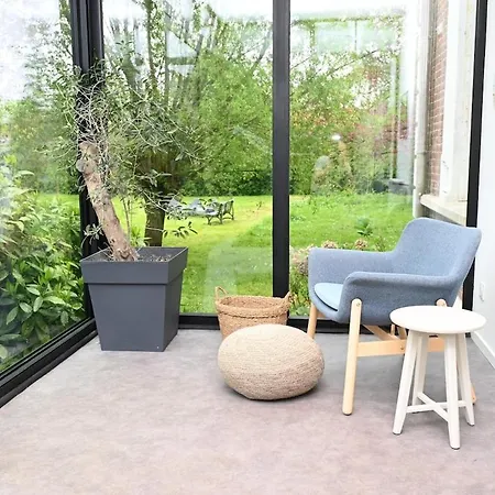 Spacieux De Standing Avec Jardin Aire-sur-la-Lys