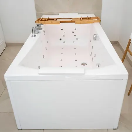 Spacieux De Standing Avec Jardin Apartament