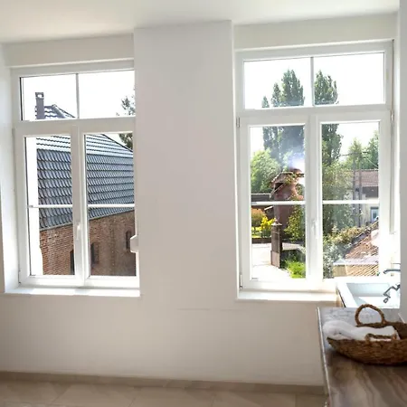 Spacieux De Standing Avec Jardin